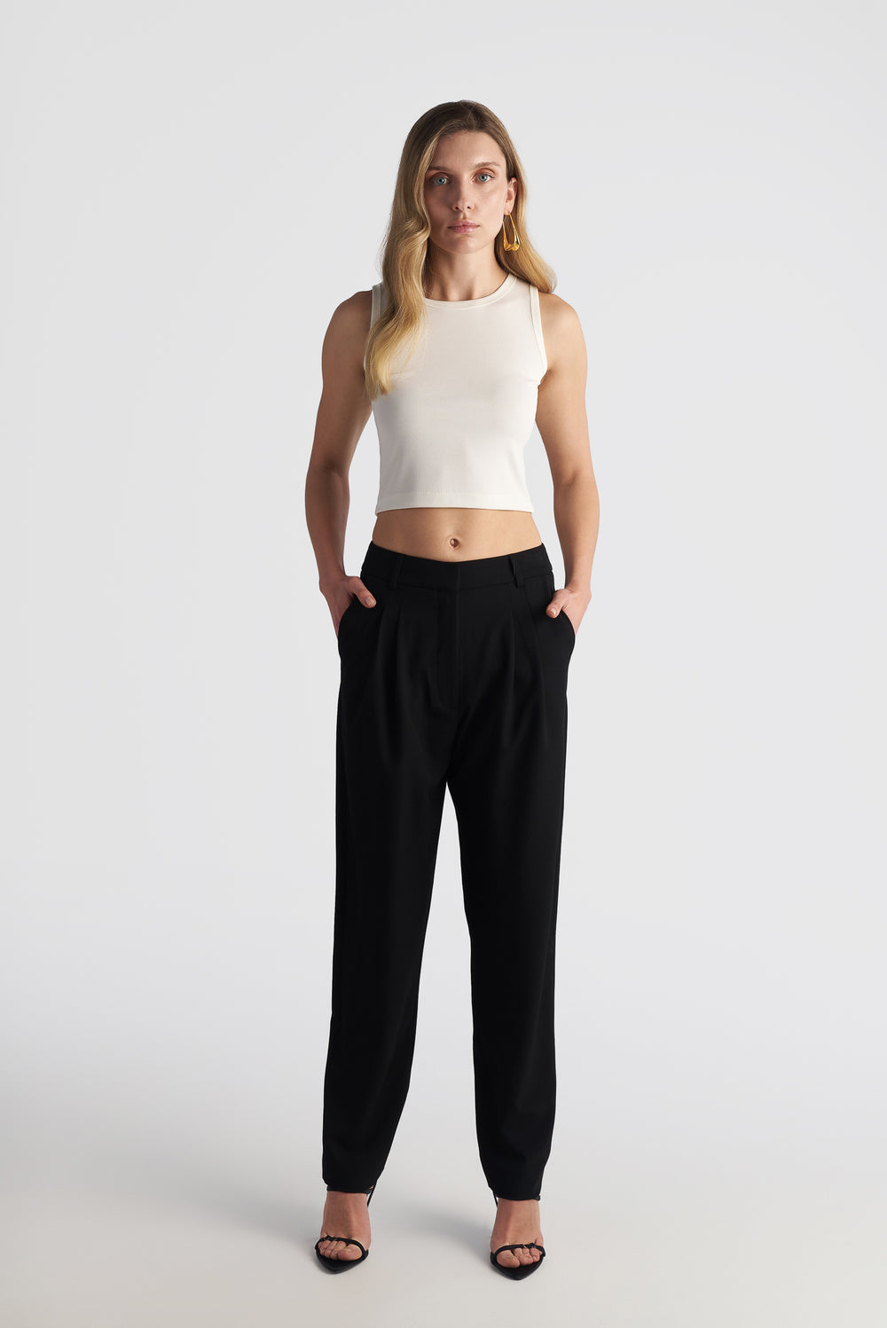 Loose Fit Carrot Pants