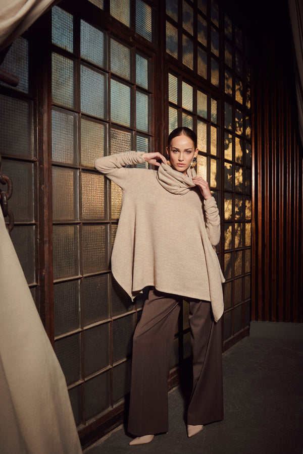 Knitted Mohair Top With Detachable Neck Warmer Vanilla