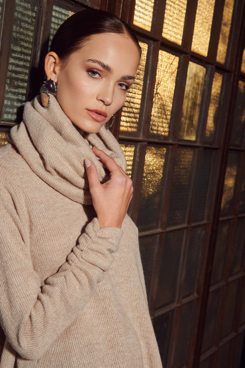 Knitted Mohair Top With Detachable Neck Warmer Vanilla