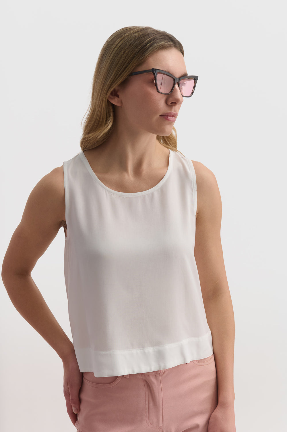 Sleeveless Layered Back Top