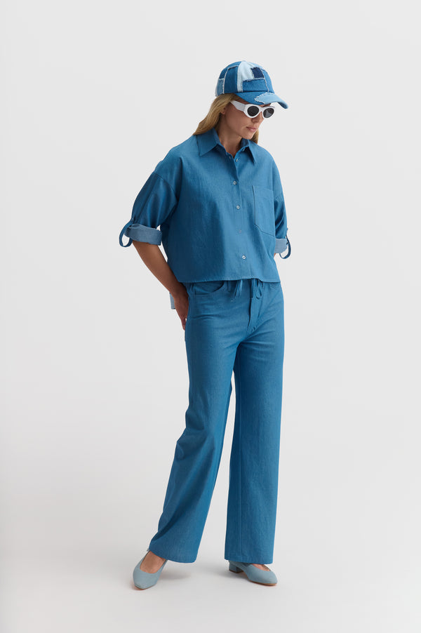 Τζιν πουκάμισο oversize με λεπτομέρεια στο μανίκι