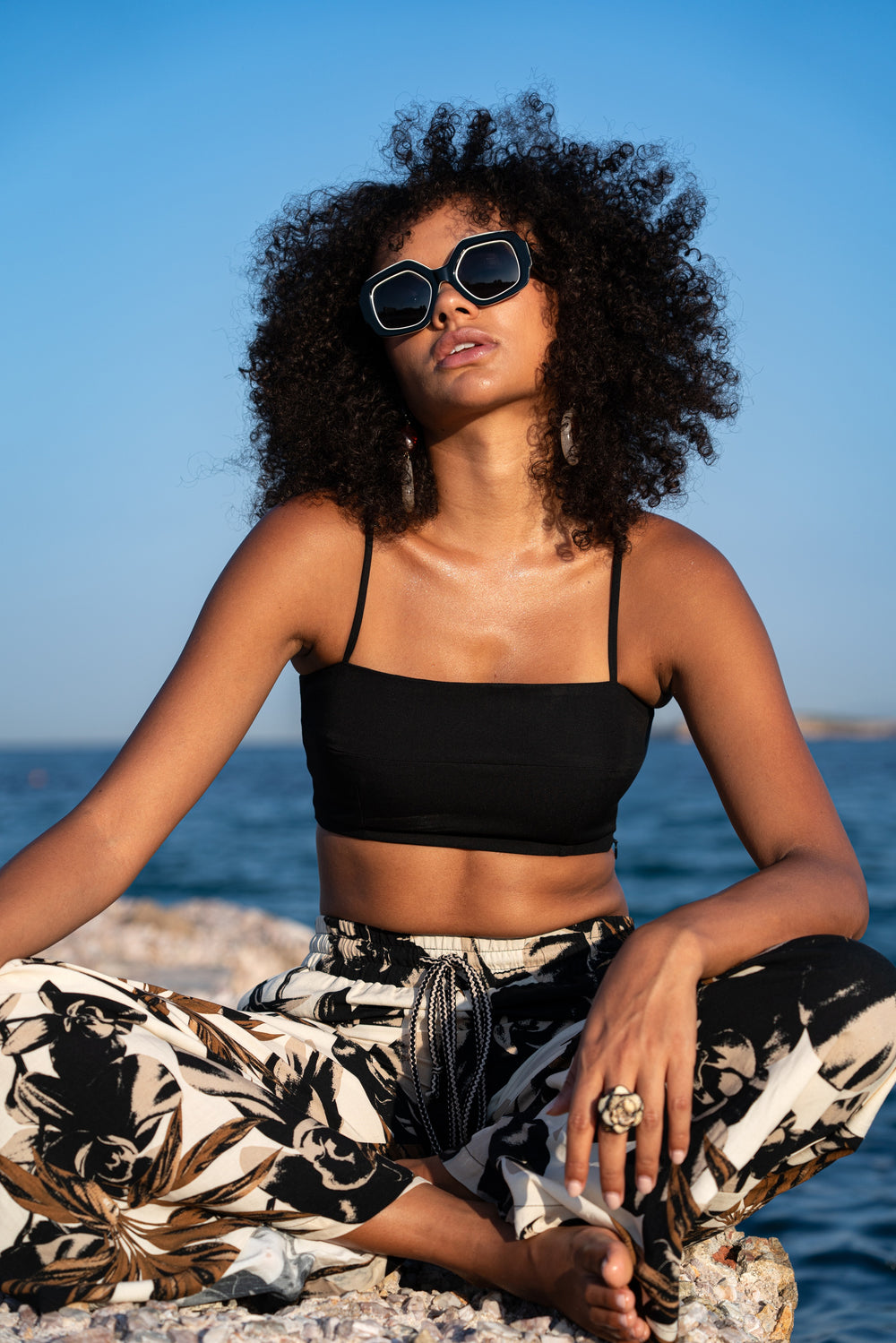 Bust Crop Top Black