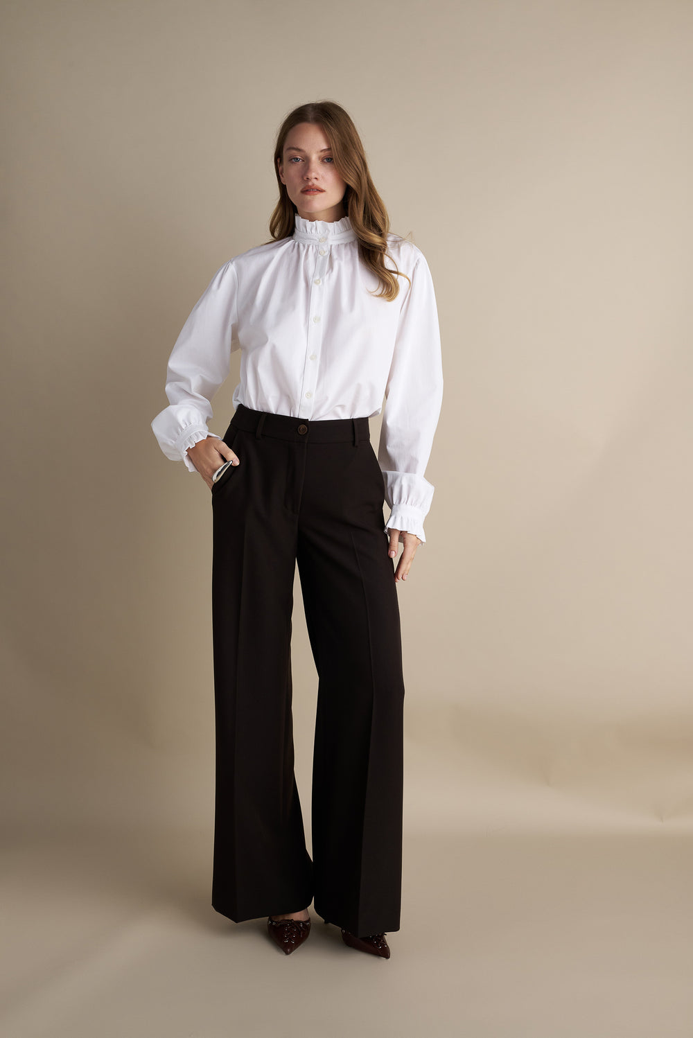 Straight-Cut Trousers Brown