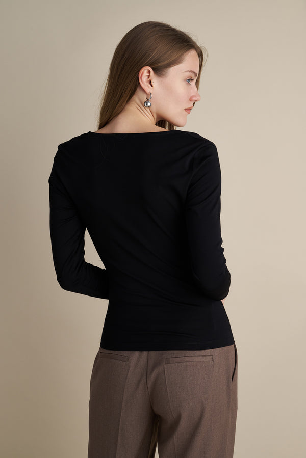 V-Neck Long Sleeve Top With Rushed  Front Design Black