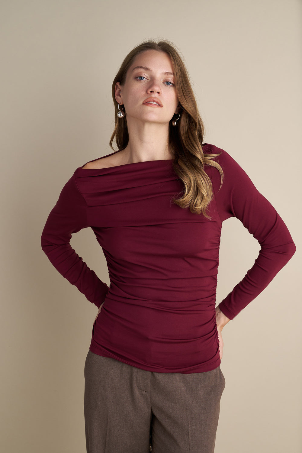 Long Sleeve Top With Pleat Neckline Details Burgundy