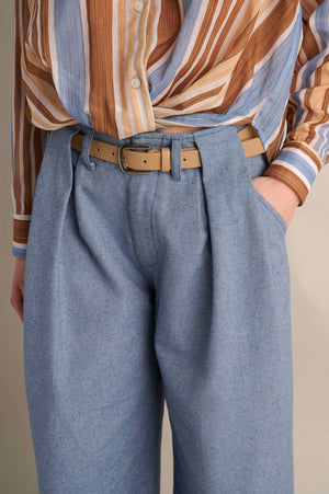 Pleated Wide Leg Jeans  with Belt