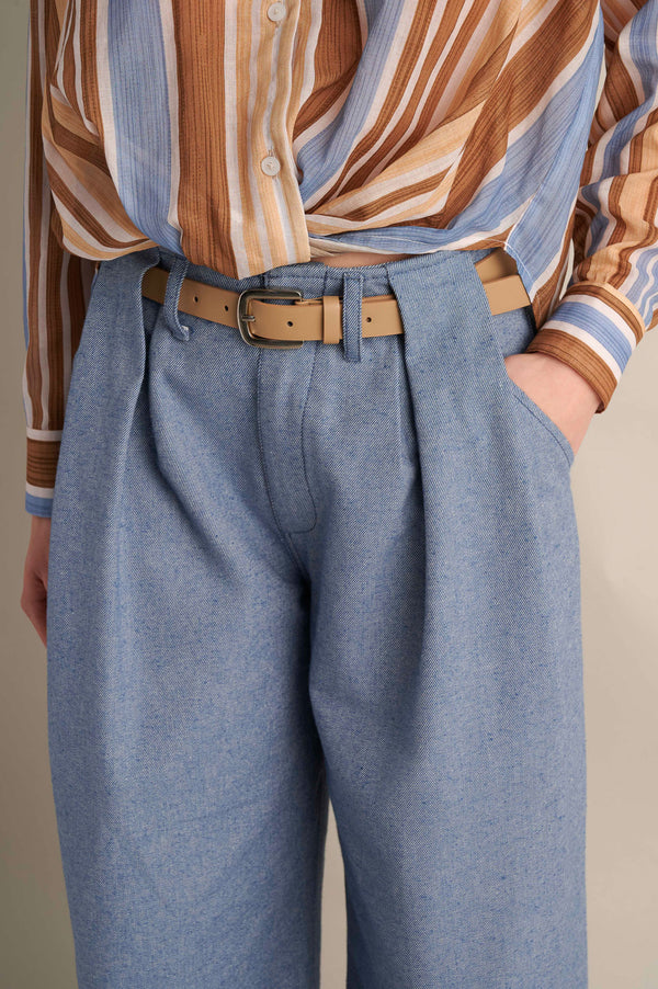 Pleated Wide Leg Jeans  with Belt