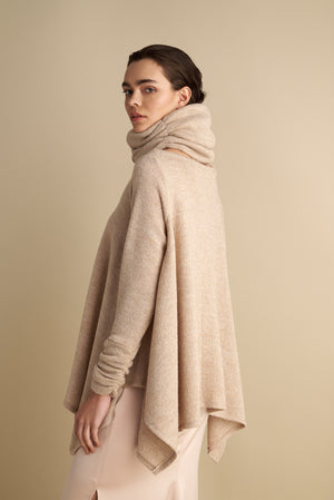 Knitted Mohair Top With Detachable Neck Warmer Vanilla