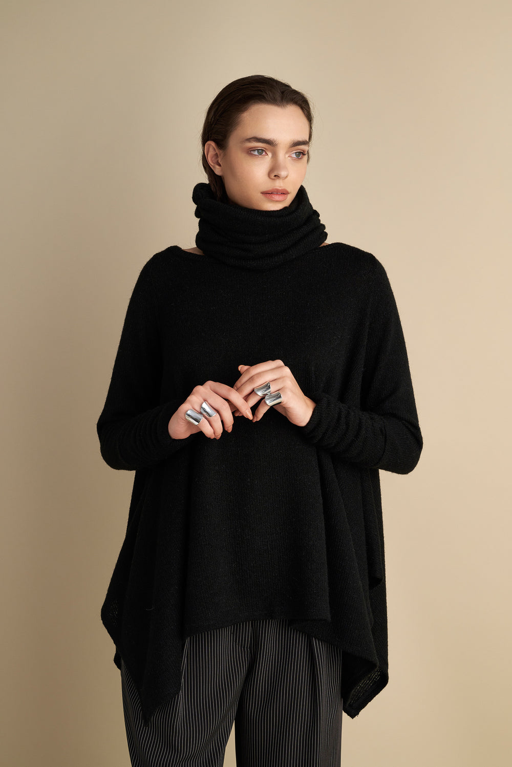 Knitted Mohair Top With Detachable Neck Warmer Black