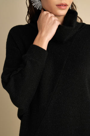 Turtle Neck Jumper Black