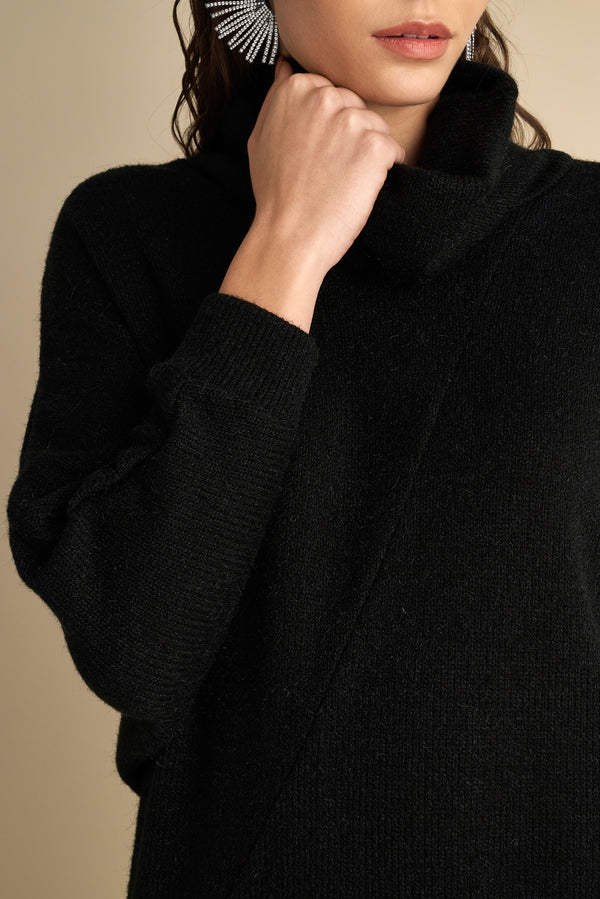 Turtle Neck Jumper Black