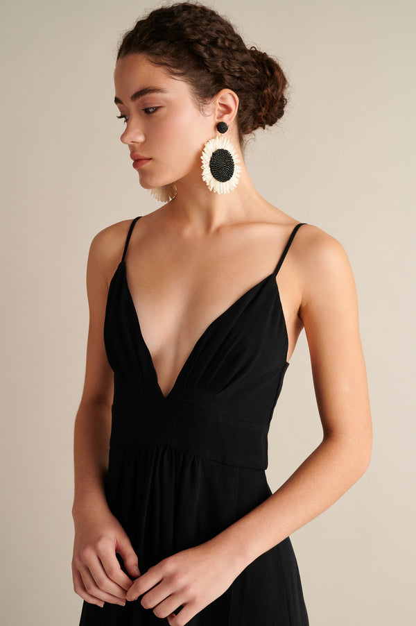 Lyra Deep‑V Maxi Dress Black