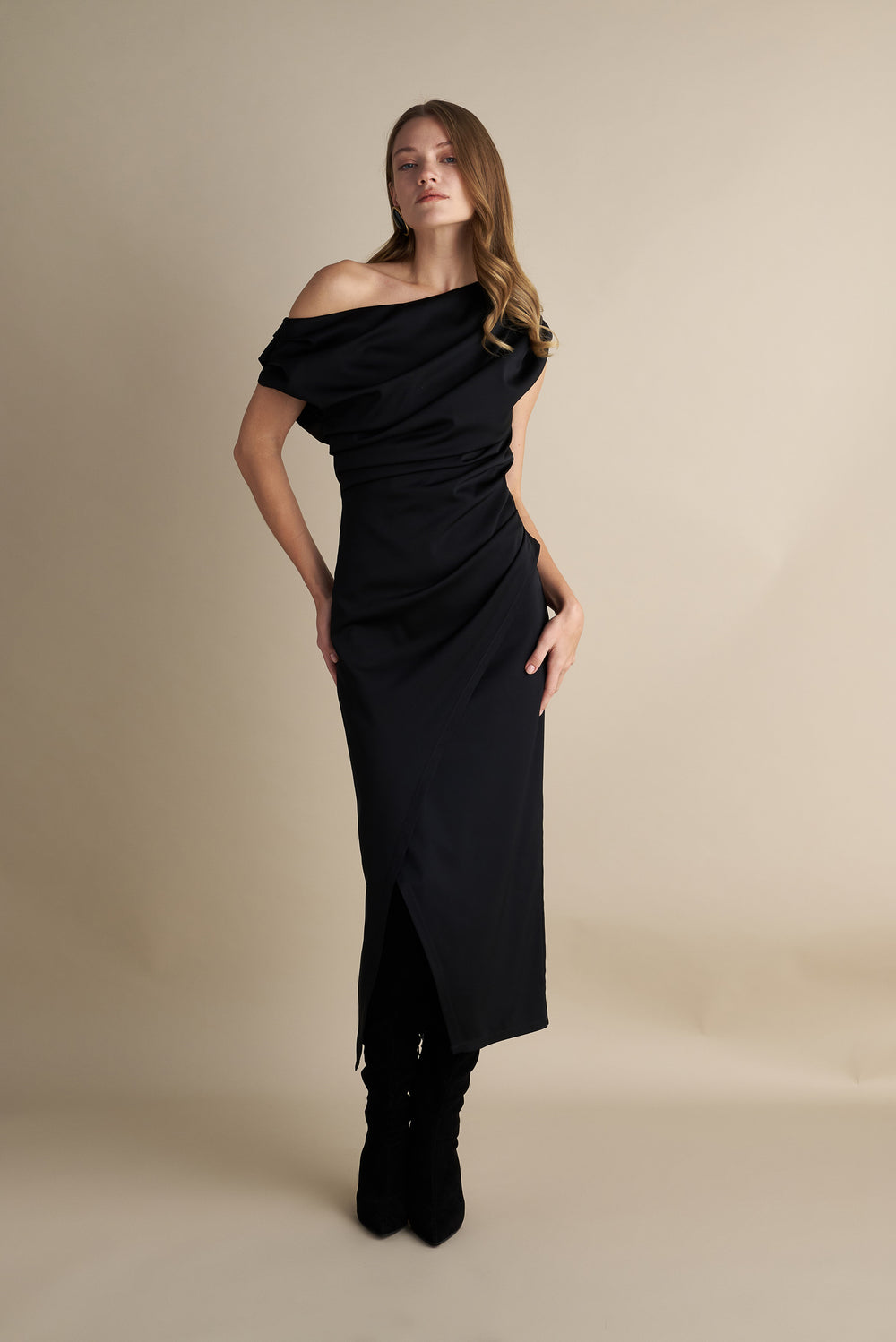 Drape Off Shoulder Midi Dress Black