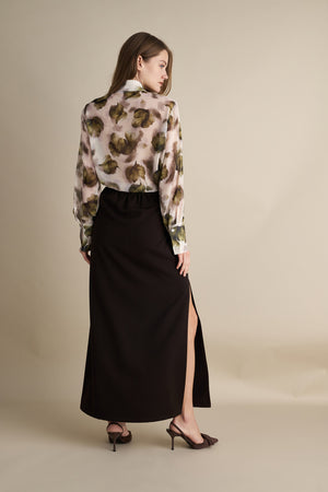Linear Slit Skirt