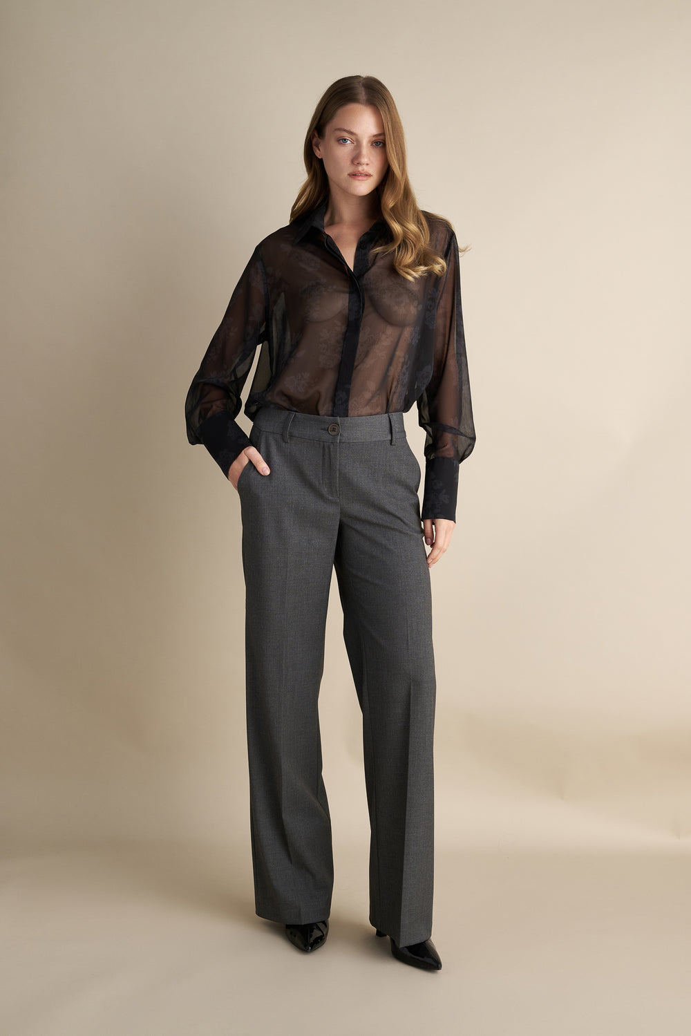 Low Rise Flare Trousers Grey