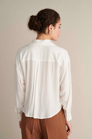 V-Neck Shirt With Twisted Knot Detail White