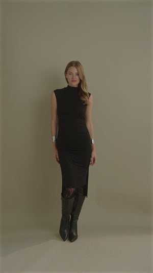 Rushed Midi Dress In Black